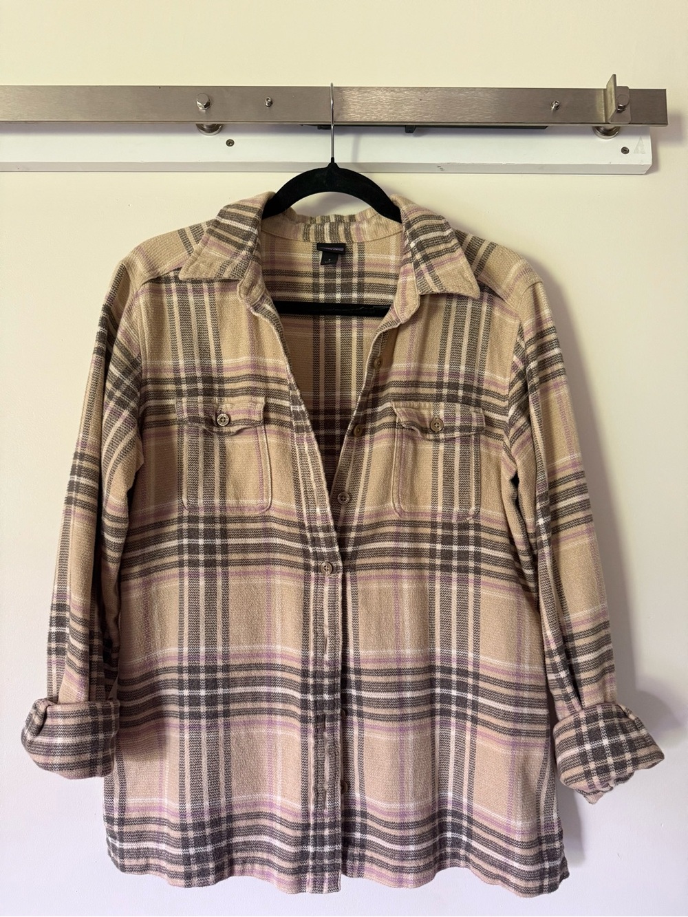 Patagonia Button-Front Shirt Jacket in Beige and light pink